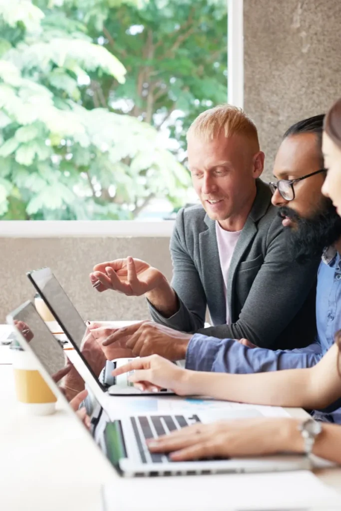 people in an SEO agency